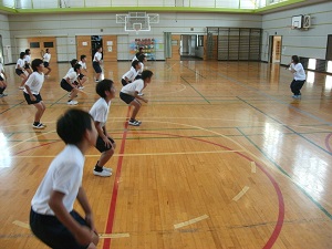東京都 大島町立つばき小学校